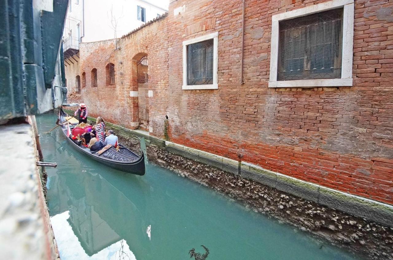 Gondola View Apartment Veneţia Exterior foto